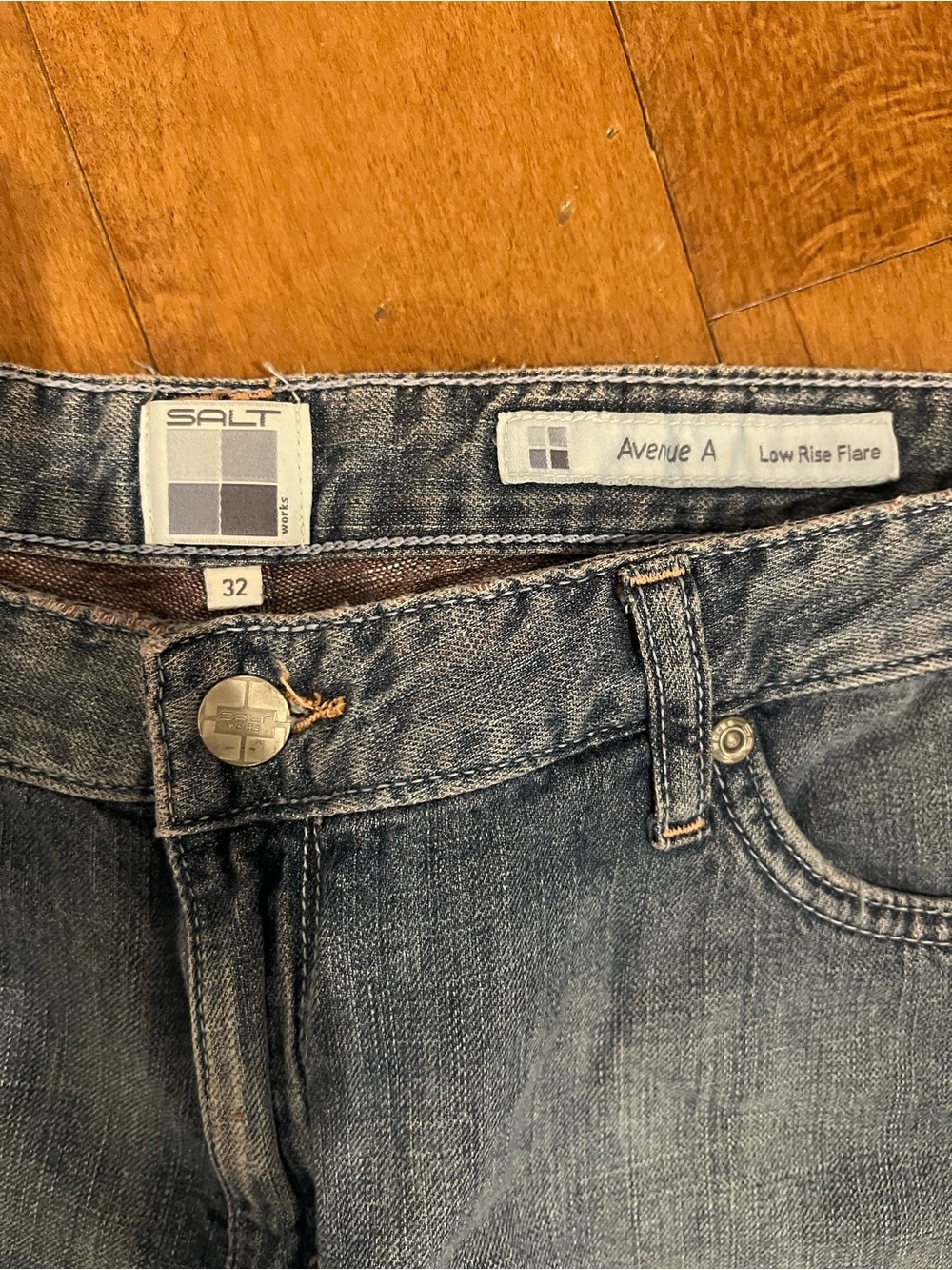 SALT Works Avenue A Low Rise Flare Denim Jeans 32 x 30 - Picture 2 of 5